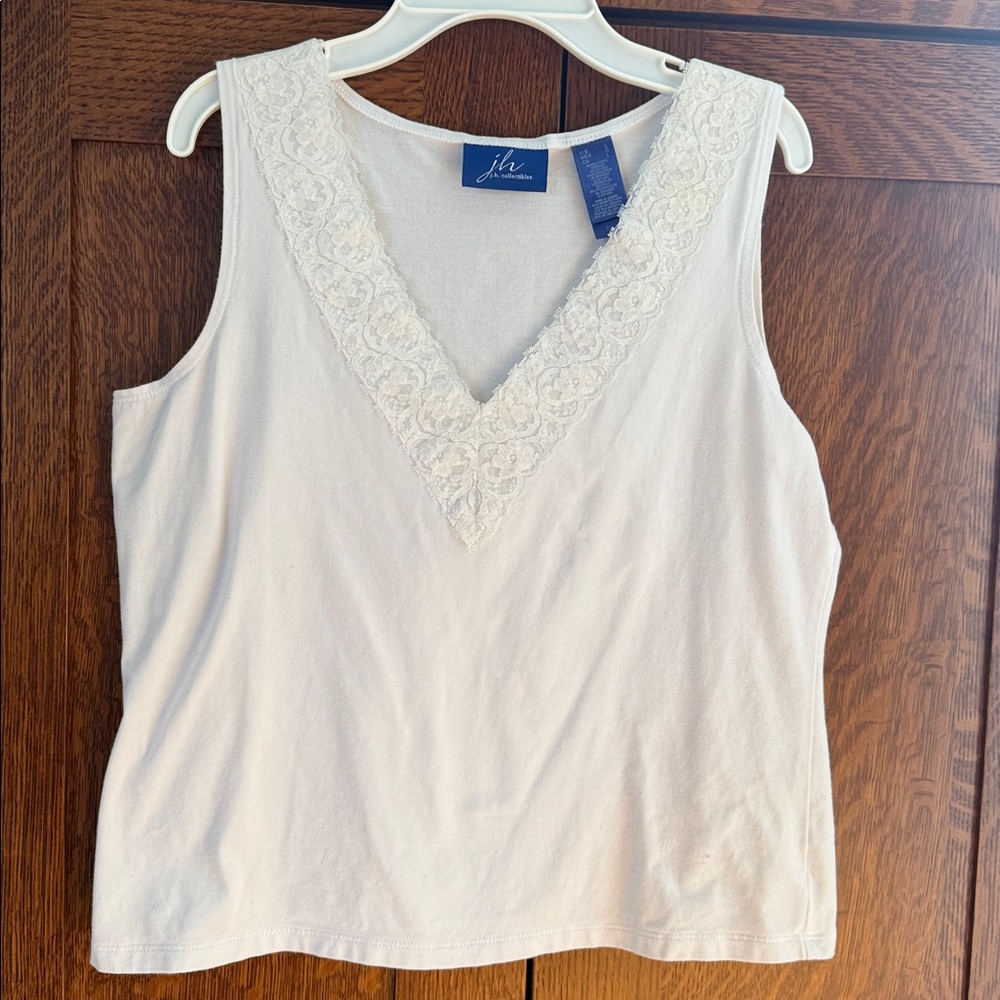 J.H. COLLECTIBLES Brand White V-Neck Tank Top Lace Trim  Fairy romantic. Large